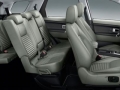 2015 Land Rover Discovery interior