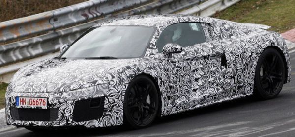 2016 Audi R8 spy photos
