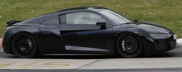 Audi R8 spy