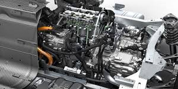 2015 BMW i8 engine