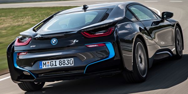 2015 BMW i8