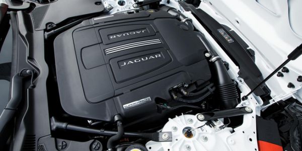 2015 Jaguar F-Type engine