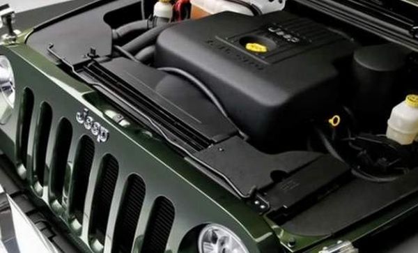 2015 Jeep Gladiator engine