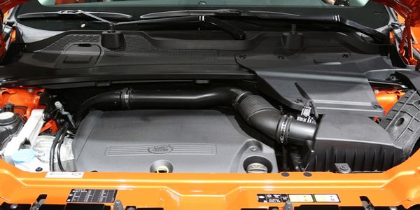 2015 Land Rover Discovery engine