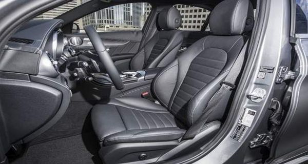 2015 Mercedes Benz C Class interior