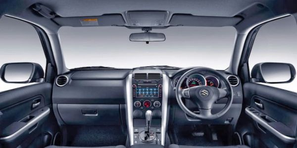 2015 Suzuki Vitara interior