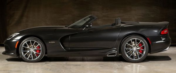 2016 Dodge Viper Roadster side