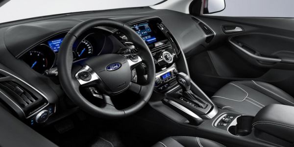 2016 Ford Explorer interior