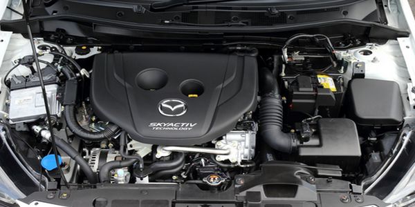 2016 Mazda2 engine