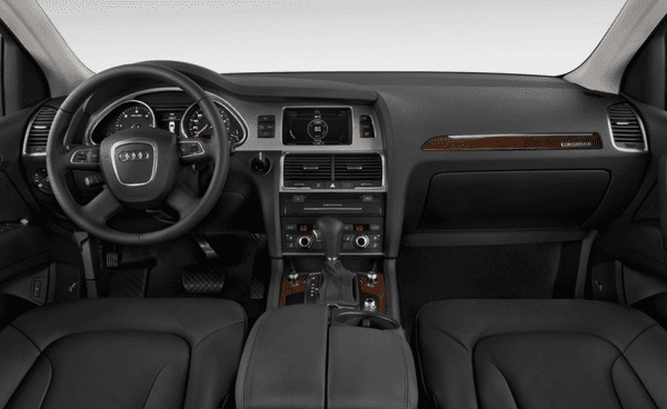 Audi Q7 interior