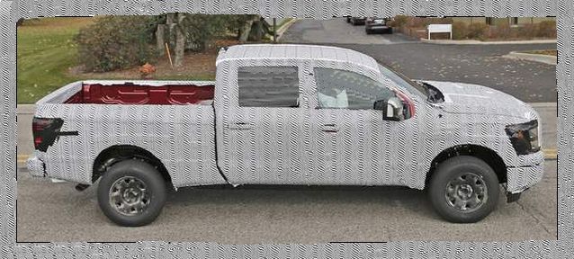 Nissan Titan side